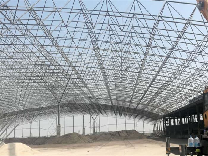湘潭钢厂料仓网架工程